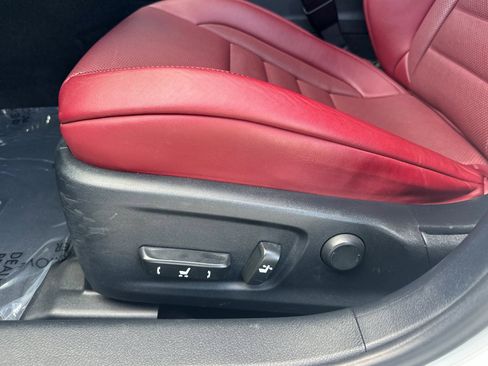 Used 2018 Lexus IS 300 F Sport w/ F Sport Package image 14