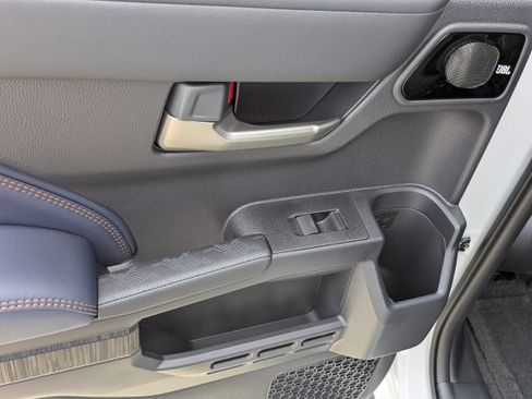 New 2026 Toyota 4Runner 4WD image 16