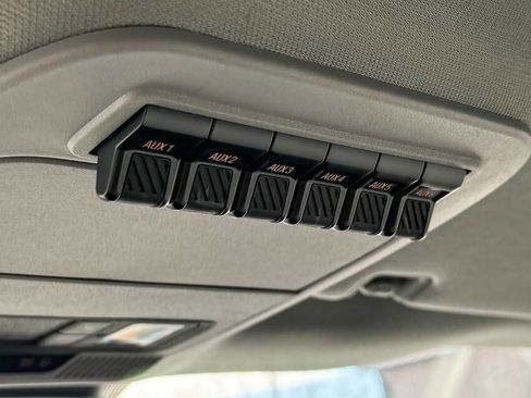 Used 2024 Ford F350 XLT image 23