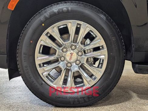 Used 2024 GMC Yukon Denali image 39