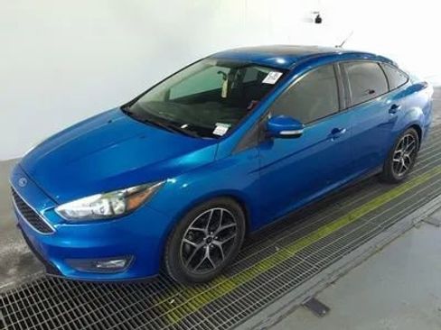 Used 2017 Ford Focus SEL FWD image 1