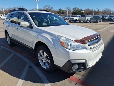Used 2013 Subaru Outback 2.5i Limited image 8