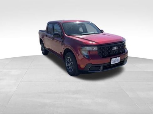 New 2026 Ford Maverick XLT w/ XLT Luxury Package FWD image 8
