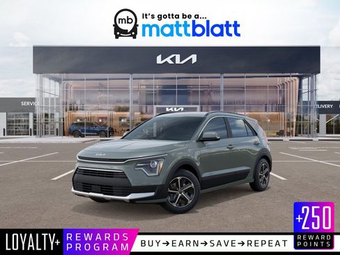 New 2025 Kia Niro EX image 1