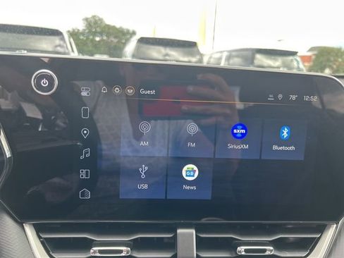 New 2026 Chevrolet Equinox LT w/ Convenience Package II image 25