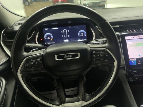 Used 2022 Jeep Grand Cherokee L Limited image 31