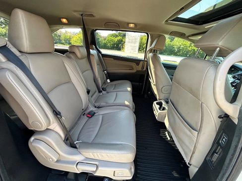 Used 2018 Honda Odyssey EX-L image 17