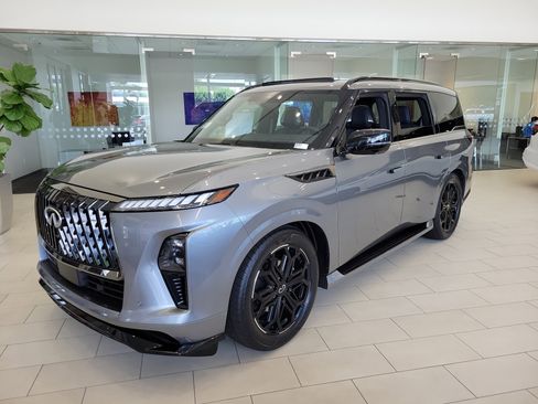 New 2026 INFINITI QX80 4WD image 8