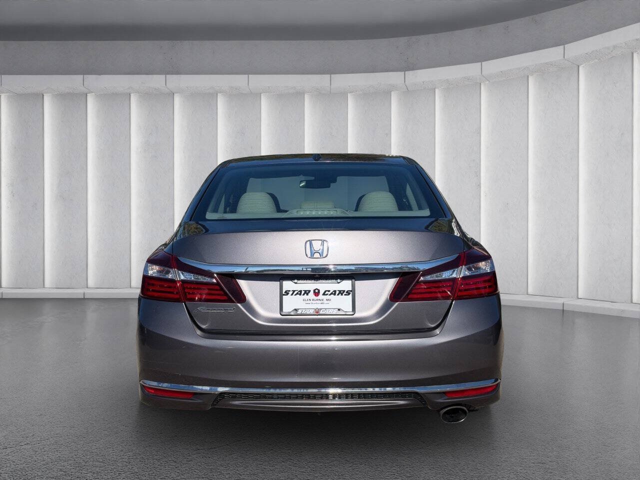 Used 2017 Honda Accord EX-L image 4