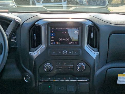 New 2026 Chevrolet Silverado 1500 Custom Trail Boss AWD/4WD image 18
