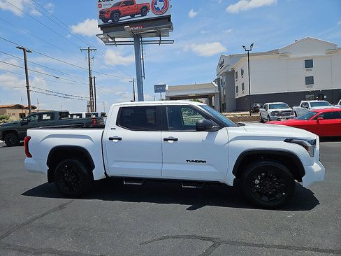 Used 2025 Toyota Tundra SR5 RWD image 6