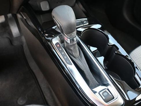 Used 2024 Chevrolet Trax LT image 23