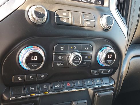 Used 2021 GMC Sierra 1500 SLT w/ SLT Premium Package RWD image 23