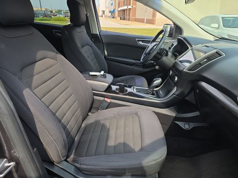 Used 2016 Ford Edge SEL AWD/4WD image 9