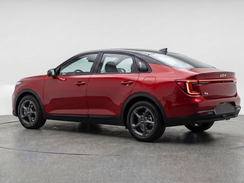 Used 2025 Kia K4 LXS image 6