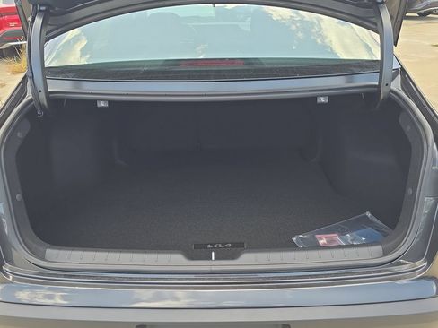 New 2026 Kia K4 FWD image 10