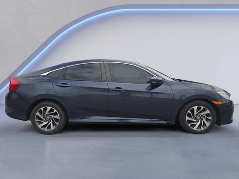 Used 2016 Honda Civic EX image 7