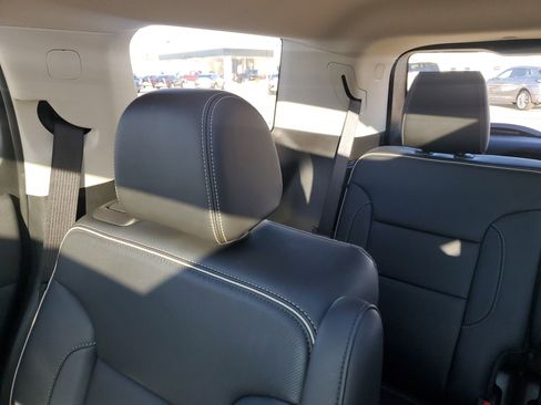 Used 2021 GMC Acadia Denali w/ Denali Technology Package image 13