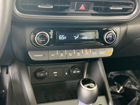 Used 2023 Hyundai Kona SEL w/ Convenience Package AWD/4WD image 16