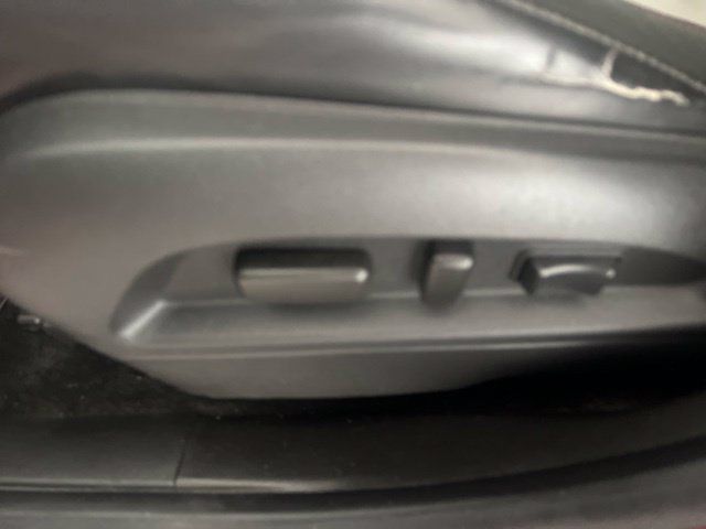 Used 2012 Chevrolet Equinox LTZ AWD/4WD image 16