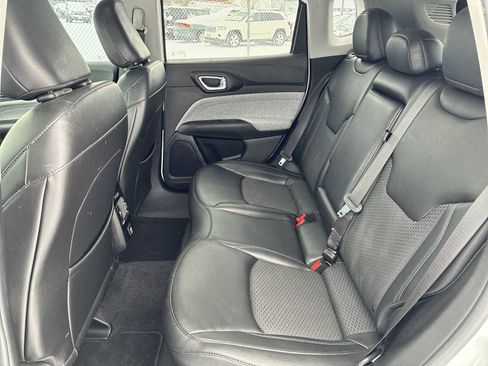 Certified 2022 Jeep Compass Latitude image 23