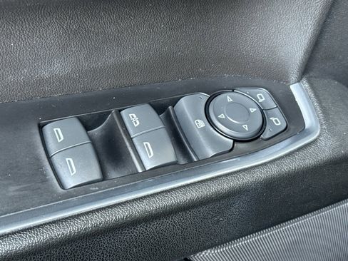 Used 2023 GMC Sierra 1500 Elevation image 12