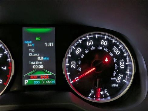Used 2022 Toyota RAV4 LE FWD image 10