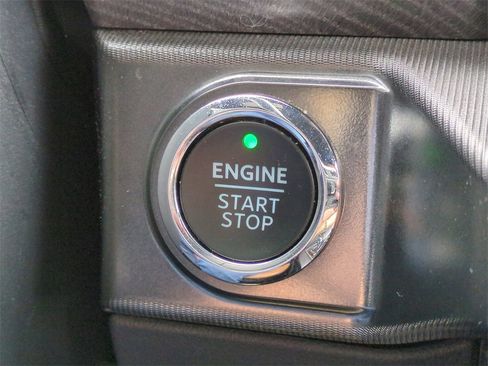 Used 2023 Ford F150 Platinum image 26