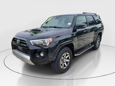 Used 2021 Toyota 4Runner TRD Off-Road Premium w/ Moonroof Package AWD/4WD image 3
