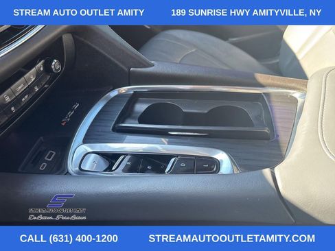 Used 2024 Buick Enclave Essence w/ Experience Buick Package image 33