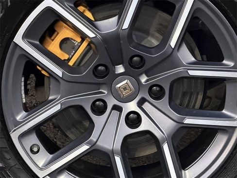 Used 2022 Rivian R1T Launch Edition image 11