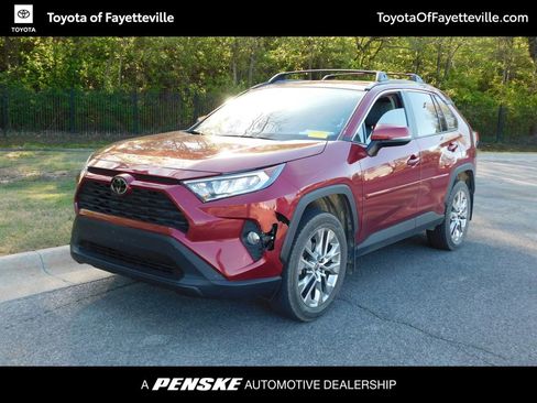 Used 2021 Toyota RAV4 XLE Premium image 1