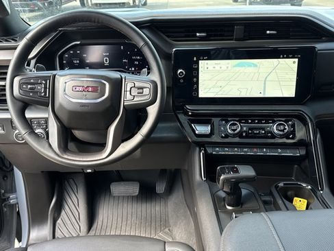 Used 2025 GMC Sierra 1500 AT4 w/ AT4 Premium Package image 7