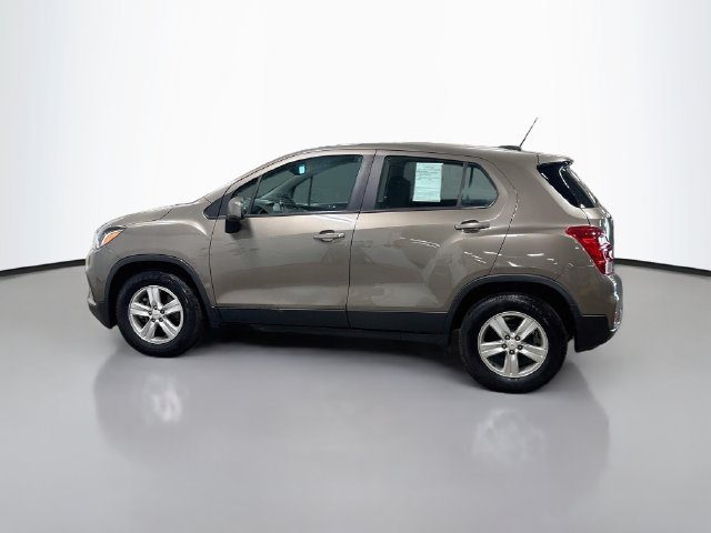 Used 2020 Chevrolet Trax LS FWD image 10