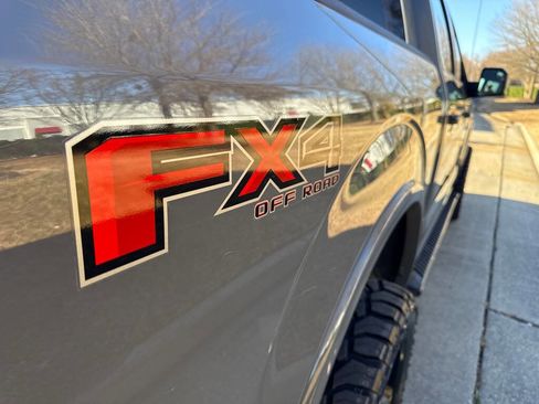 Used 2018 Ford F150 XLT w/ Equipment Group 302A Luxury image 7