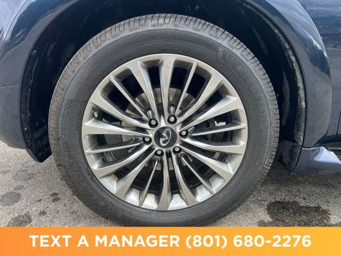 Used 2018 INFINITI QX80 4WD w/ Deluxe Technology Package image 9