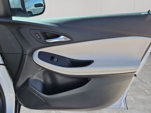 Used 2023 Buick Encore GX Essence w/ Advanced Technology Package image 13