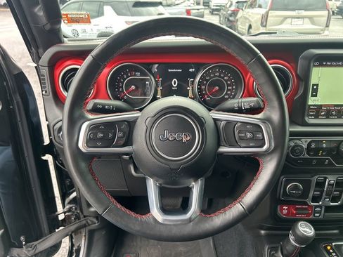 Used 2022 Jeep Gladiator Rubicon w/ Cold Weather Group image 22