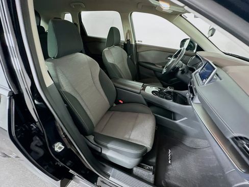 Used 2023 Nissan Rogue SV FWD image 29