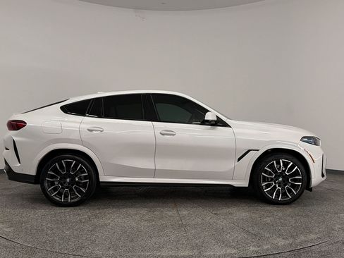 Used 2025 BMW X6 xDrive40i w/ Premium Package AWD/4WD image 7