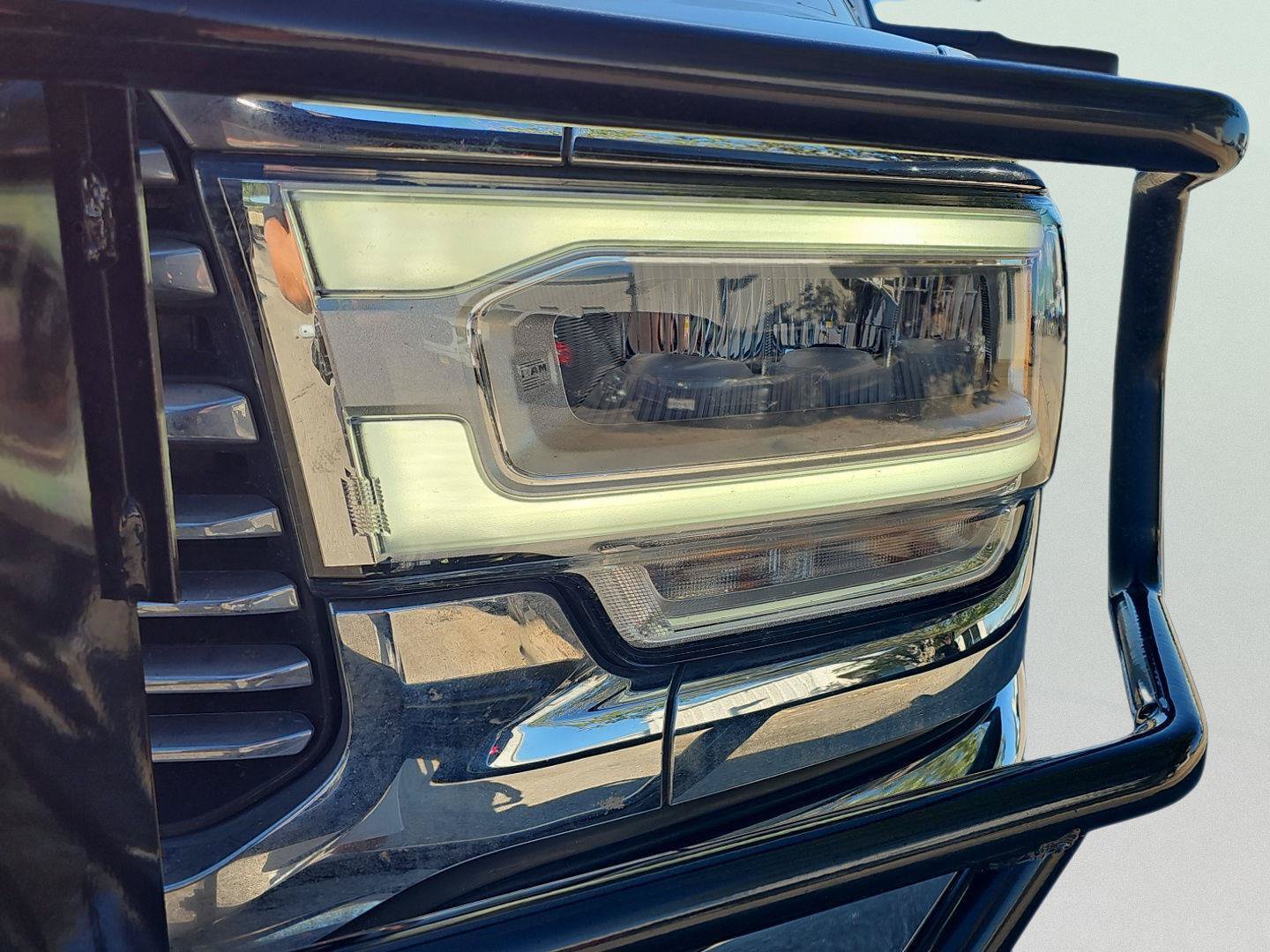 Used 2024 RAM 3500 Laramie AWD/4WD image 11