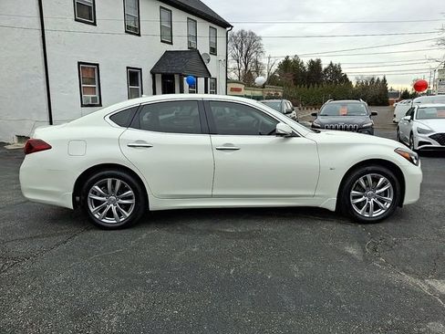 Used 2016 INFINITI Q70 3.7 image 7