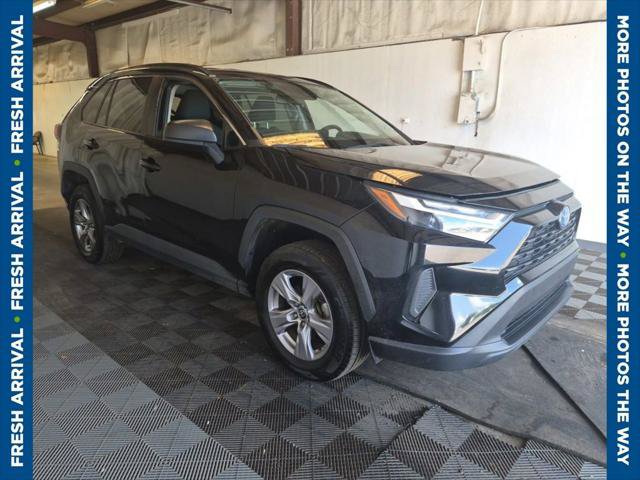 Certified 2024 Toyota RAV4 LE AWD/4WD image 1