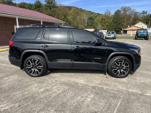 Used 2019 GMC Acadia SLT w/ Black Edition image 18