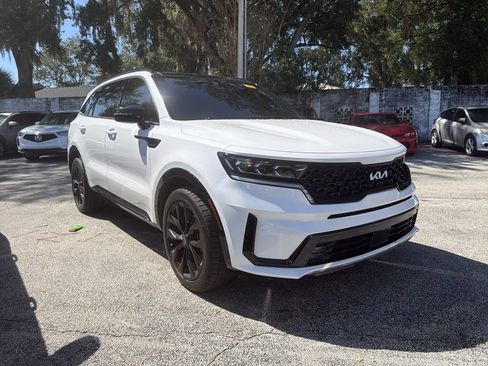 Used 2023 Kia Sorento SX FWD image 2