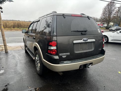 Used 2007 Ford Explorer Eddie Bauer image 7