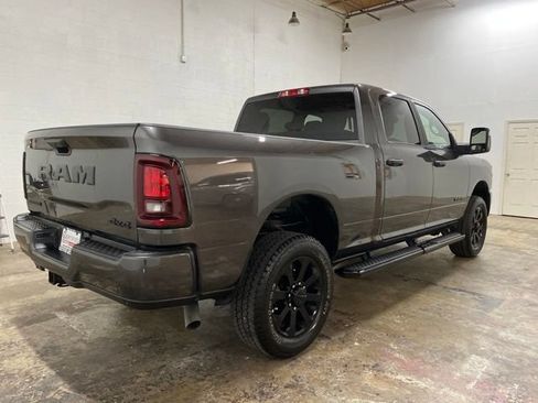 Used 2025 RAM 2500 Big Horn AWD/4WD image 5