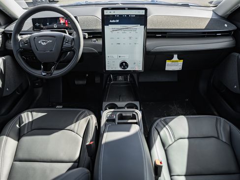 New 2025 Ford Mustang Mach-E Premium image 20