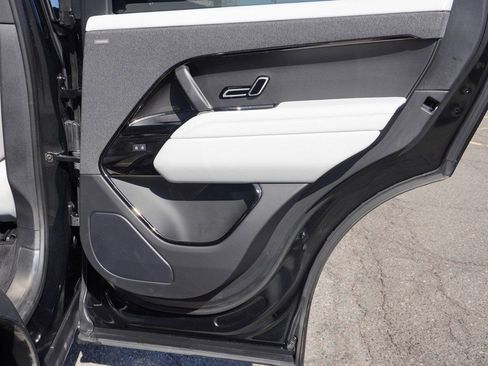 Used 2023 Land Rover Range Rover Sport SE AWD/4WD image 29