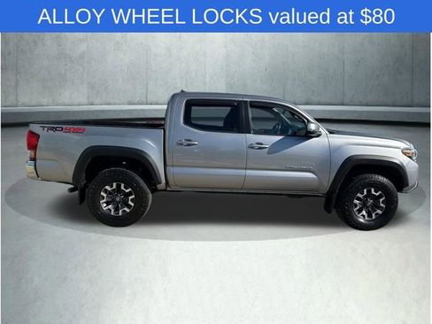 Used 2017 Toyota Tacoma TRD Off-Road w/ Tow Package (A/T) AWD/4WD image 8